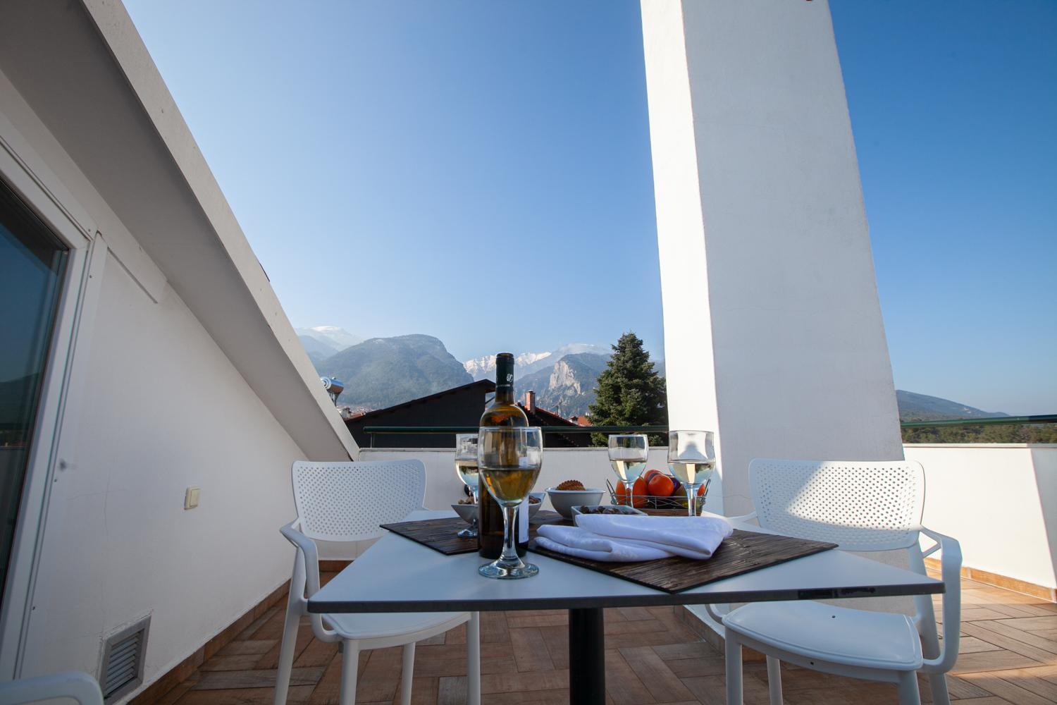 Rodon With Great View, Sauna And Jacuzzi